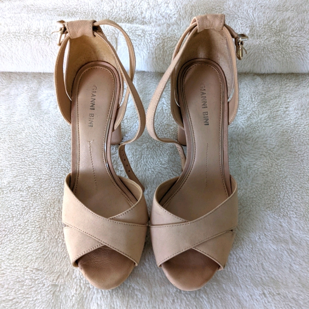 Gianni Bini Platform Suede Pumps